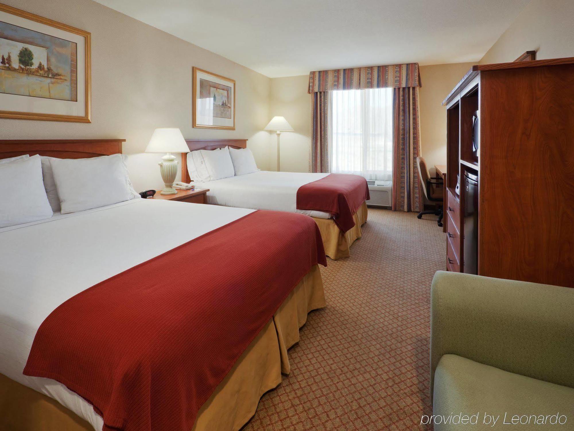 Holiday Inn Express Hotel & Suites Carson City, An Ihg Hotel Chambre photo